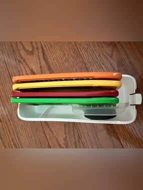 Colorful Multi-Blade Vegetable Slicer Set - Green, Red, Yellow, Orange
